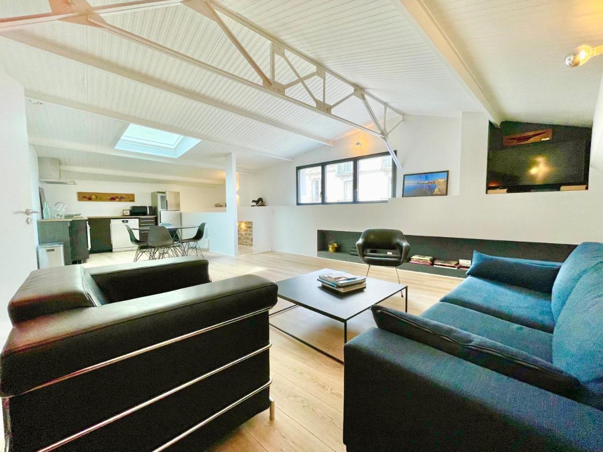 Villa Le Loft - Calme & Deco - Patio Intime - Salle De Cinema - Centre Ville Vannes Exterior photo